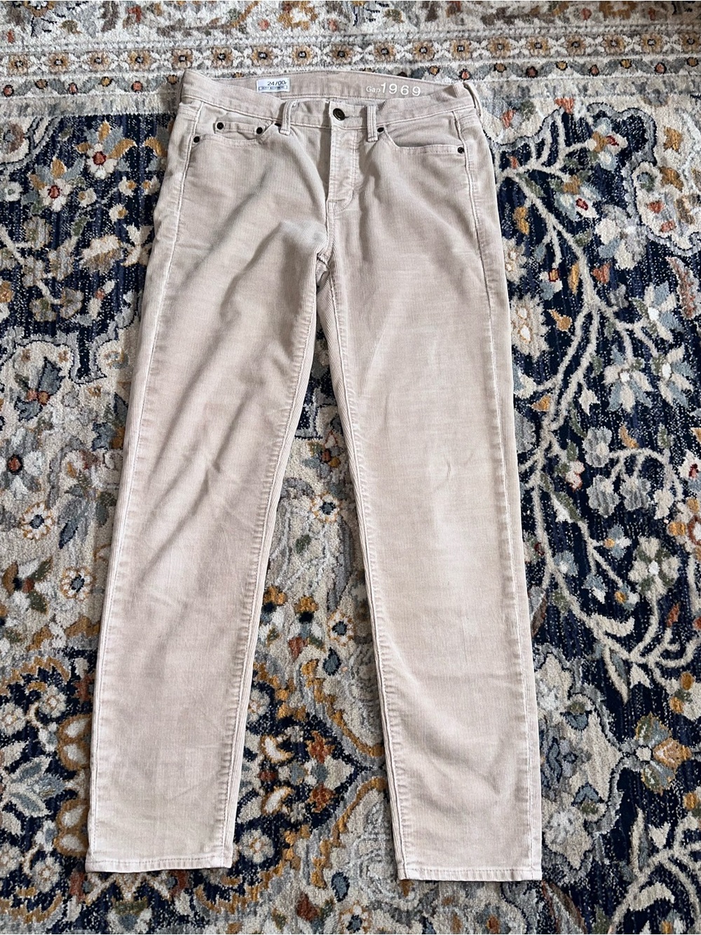 GAP Sexy Boyfriend Low Rise Corduroy Pants